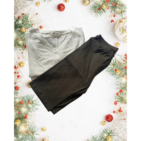 Holiday Cozy Essentials Bundle – White V-Neck Tee + Olive Biker Shorts (NWT) - Picture 5 of 5